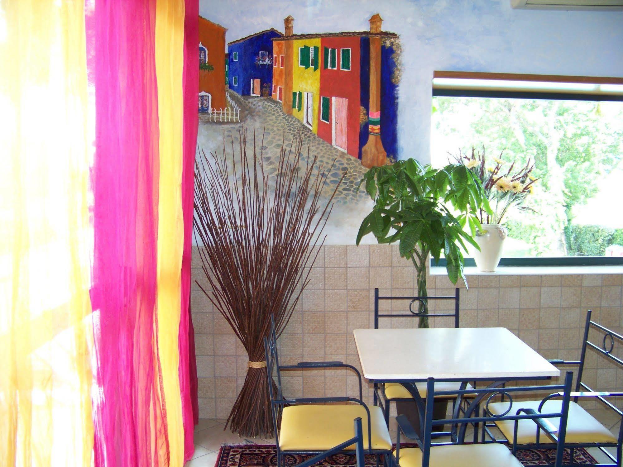 לידו די ג'סולו Hotel Frank מראה חיצוני תמונה